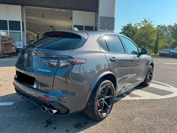 Alfa romeo stelvio 2.9 Quadrifoglio