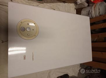 CALDAIA RIELLO CAMERA STAGNA  24 KC