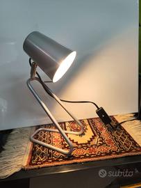 Lampada da scrivania Stile Industriale