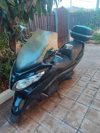 Suzuki Burgman 400 marciante