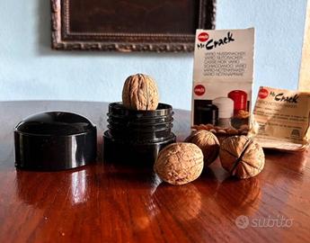 Schiaccianoci vintage di Emsa denominato MC CRACK