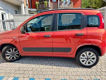 Fiat Panda Metano – Rossa – 2015 - 114’000km