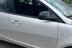 PORTA SPORTELLO ANT DX LANCIA YPSILON