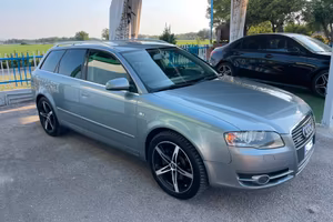 Audi A4 3.0 V6 TDI Avant quattro Sport S TRONIC