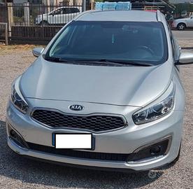 KIA cee'd 1.6 CRDi 110 CV SW Cool