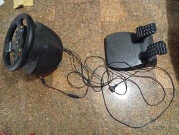 Volante Thrustmaster TMX