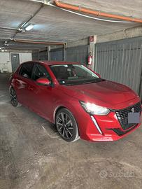 Peugeot 208 del 2019 - allestimento Allure