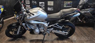 Yamaha FZ 600