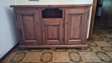 mobile legno noce massello