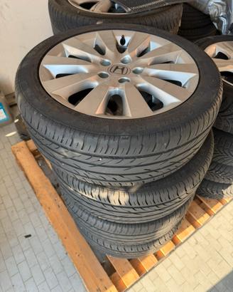 Gomme e cerchi per Honda