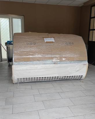vetrina gelati 24 gusti 