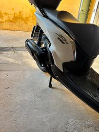 Honda sh 300i sport del2019