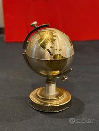 Accendino vintage mappamondo