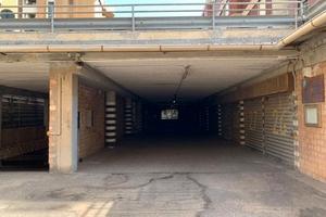 Luminoso Garage 16 mq In Zona Ideale