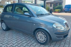 Lancia Ypsilon 1.2 16V Argento