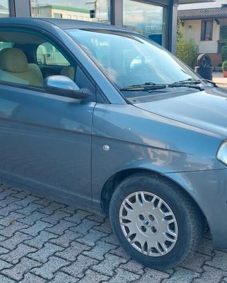 Lancia Ypsilon 1.2 16V Argento