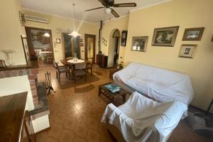 Villa con due unita rustico magazzino e area