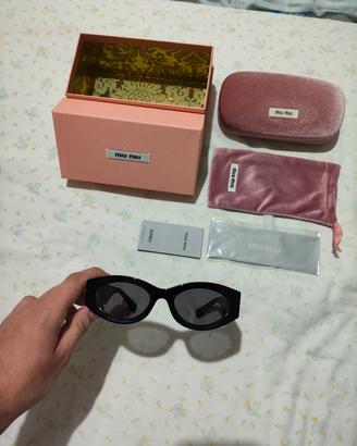 Occhiali da sole Miu Miu SMU 11W Neri 