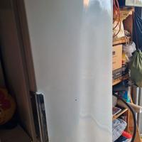 Congelatore verticale