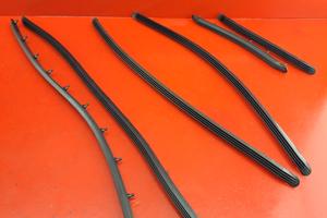 LISTELLI STRISCE PEDANE PIAGGIO VESPA 50