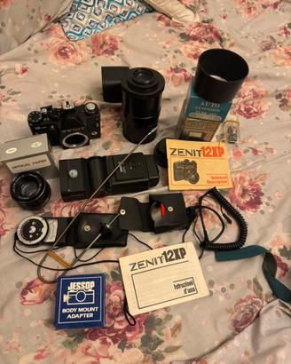 Macchina fotografica vintage ZENIT 12XP+accessori
