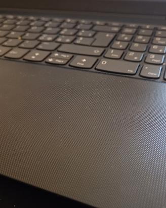 PC portatile Lenovo V15