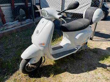 Vespa ET4 150