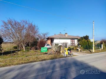 Indipendenza, spazio e tranquillità: villa sing...