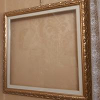 Cornice barocca in legno dorato