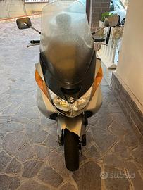 Scooter burgman 400