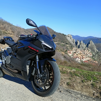 Ducati Panigale v2