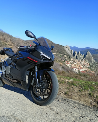 Ducati Panigale v2