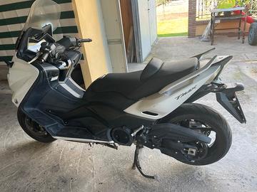 Yamaha T Max 530 - 2015