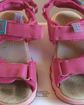 Sandali con velcro 25
