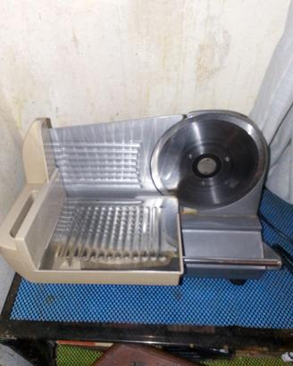 Affettatrice Durger padova via guizza