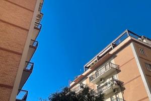 Cagliari Esavano 200mq Piazza Giovanni XXIII