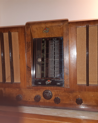Radio a valvole Marconi