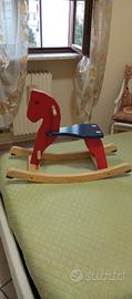 Cavallo a dondolo legno