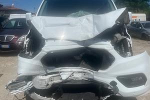 Ford transit custum hybrid 2021 sinistrato