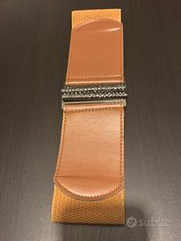 Cintura donna elastica beige cuoio con fibbia