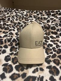 cappellino ea7