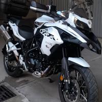 Benelli Trk 502x 
