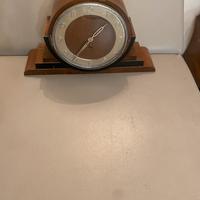 Orologio da tavolo antico, funzionante.