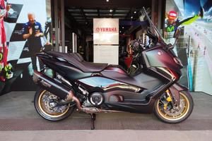 YAMAHA T-Max 560 Tech Max