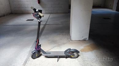 Monopattino elettrico  Xiaomi M365