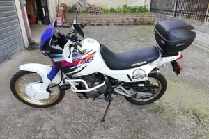 Honda NX 650 Dominator