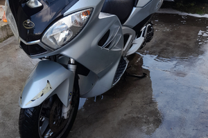 Malaguti spaidermax 500