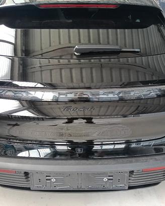 spoiler posteriore paraurti Porsche taycan 2025