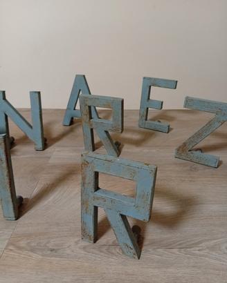 lettere ferro battuto anni 70