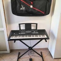 Tastiera Yamaha PSR-E423